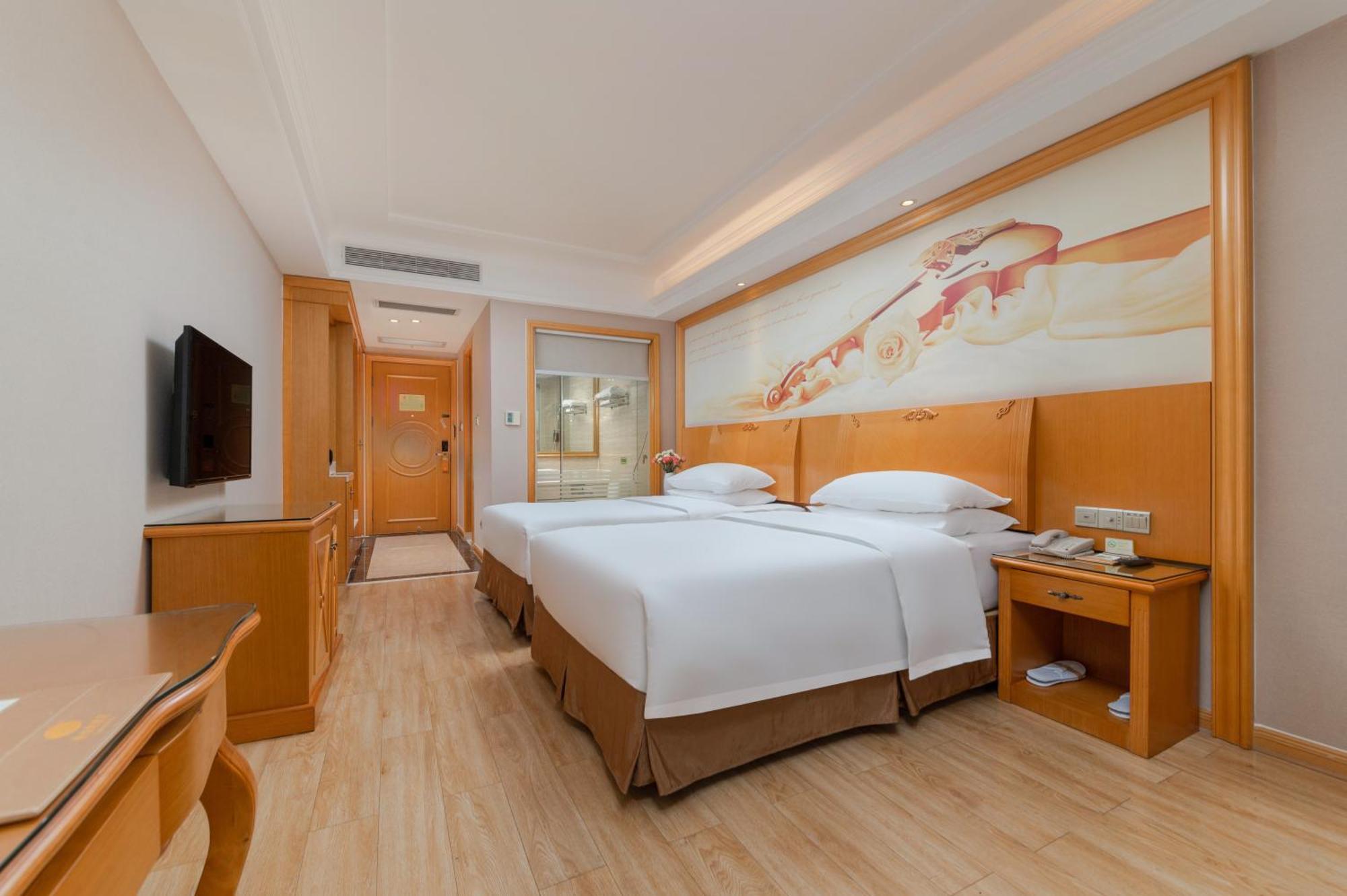 Vienna Hotel Shenzhen Fuyong Subway Station Экстерьер фото